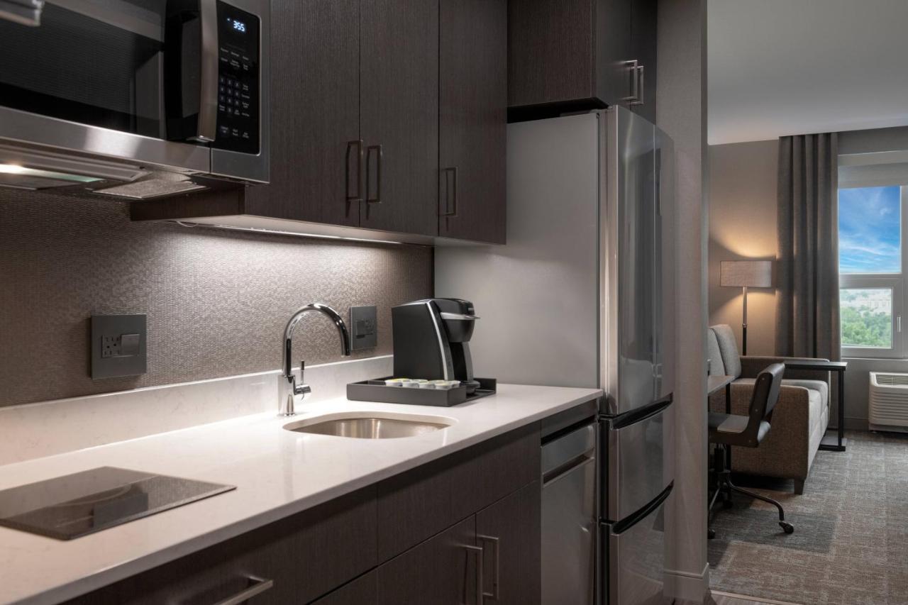 Towneplace Suites By Marriott Boston Medford Extérieur photo