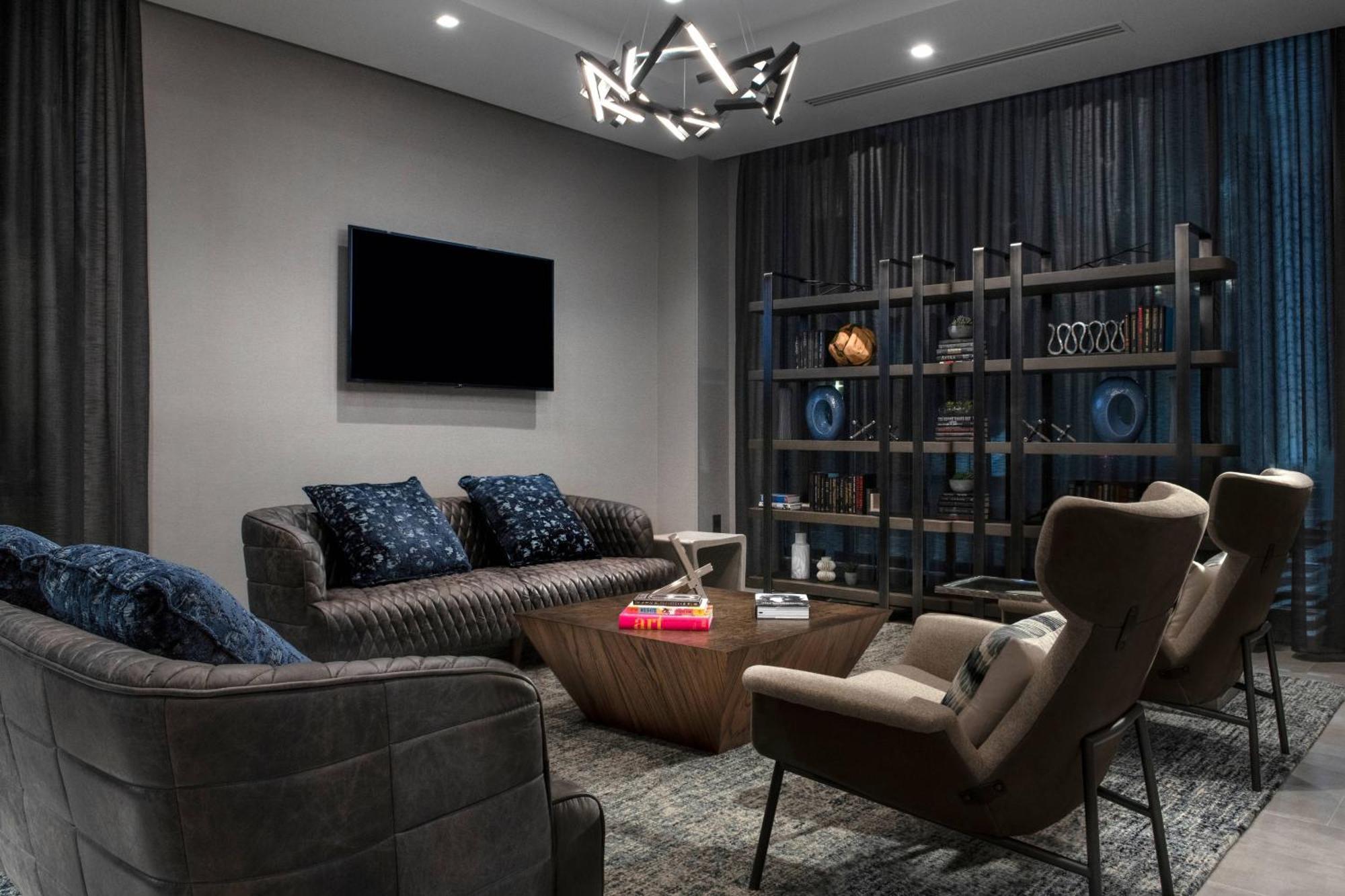Towneplace Suites By Marriott Boston Medford Extérieur photo
